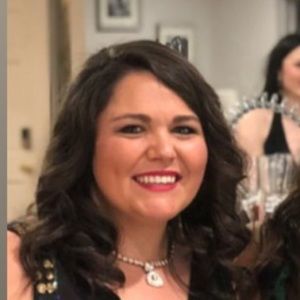 Meet your Posher, Holly